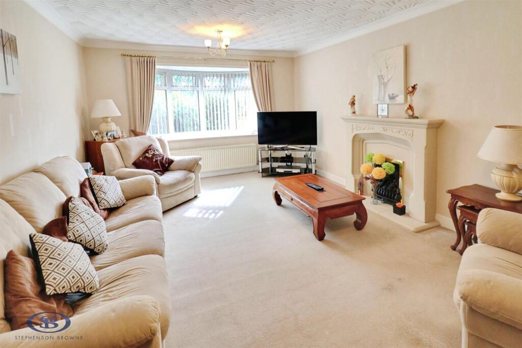 House in Crewe, Cheshire East - View 4