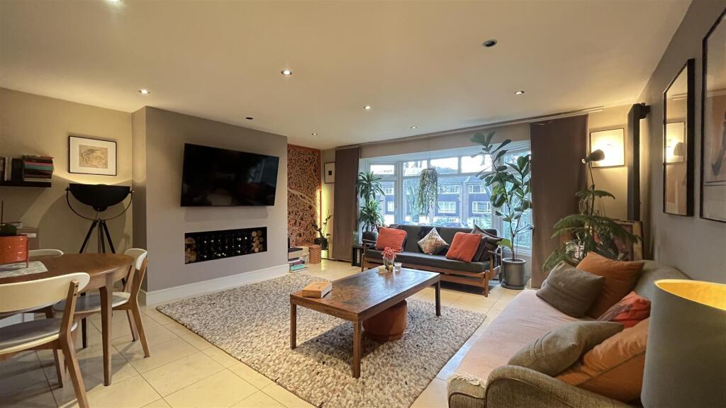 Main image of property: Christchurch Park, Sutton