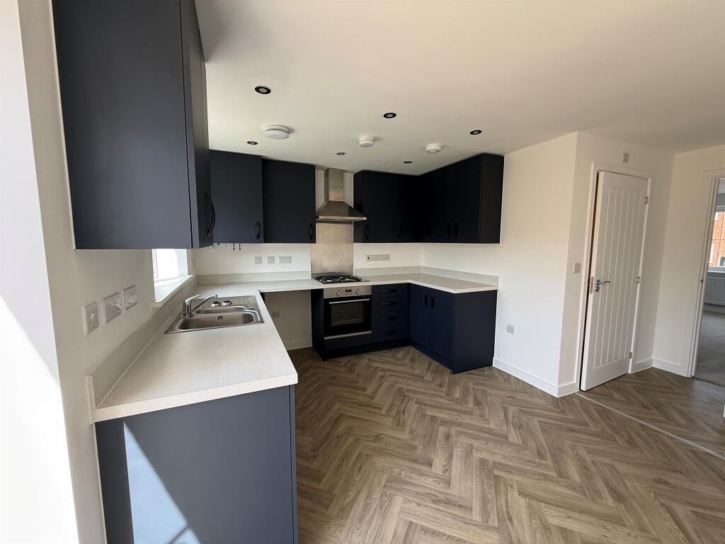 Cornmill Drive, Somercotes, Alfreton photo 5
