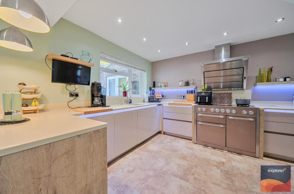 House in Reading - View 3