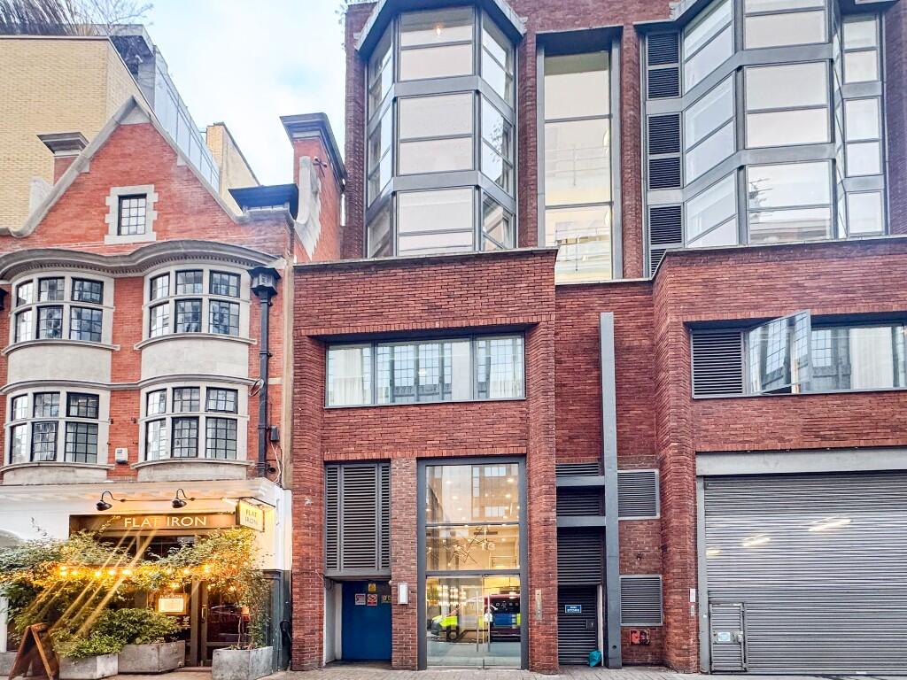 Main image of property: Young Street, London, W8