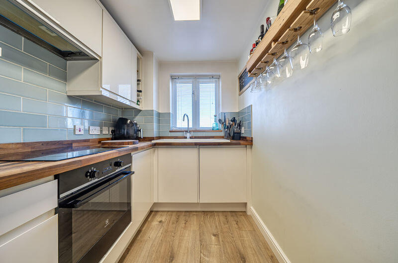 Stanley Close, New Eltham photo 3