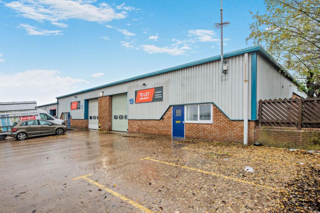 Additional image 13 of 19 Great Russell Court, Bradford, BD7 