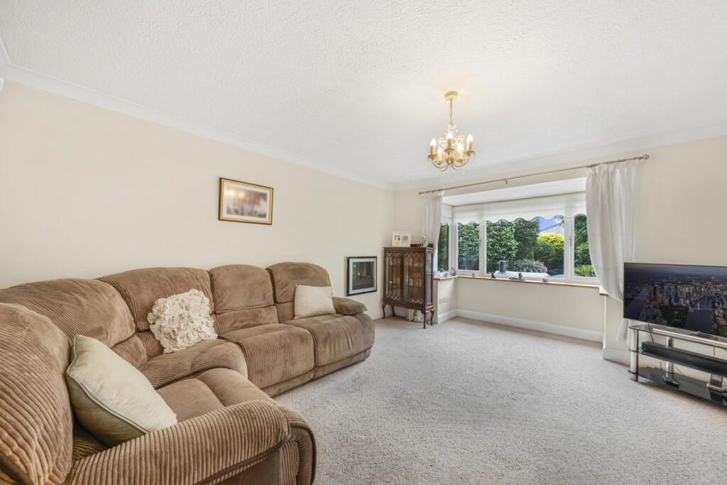 House in Rochford, Hockley - View 4