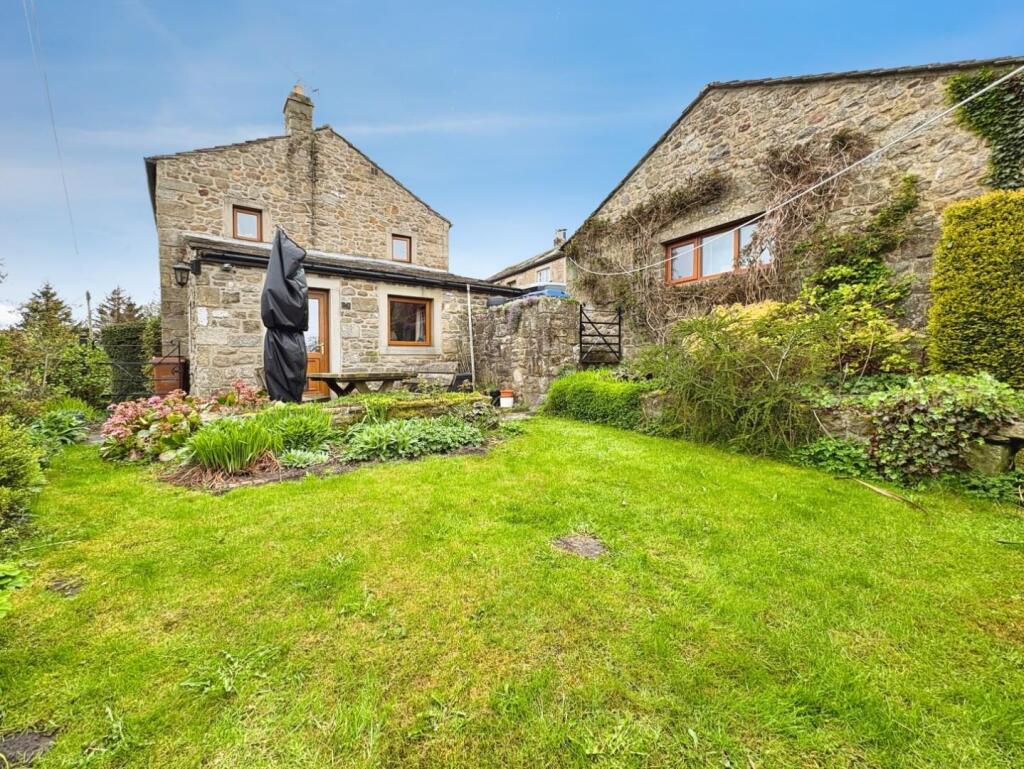 Cruik Barn, Eastby. Skipton. - View 5