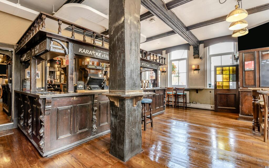 8702581-interior03.jpg