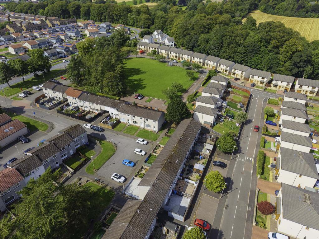 House in Dundee, Trottick - View 3