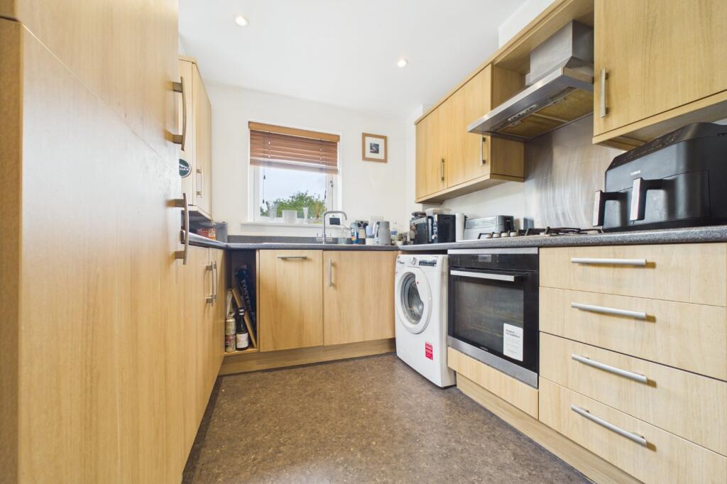 Apartment in Reading - View 3
