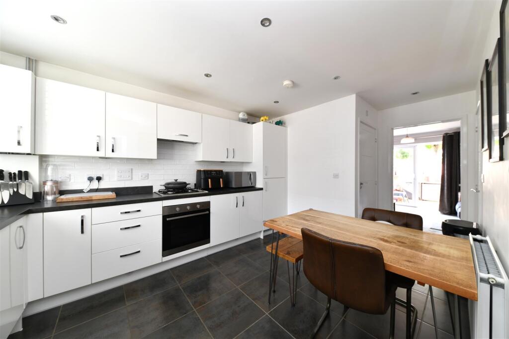 House in Stevenage - View 3