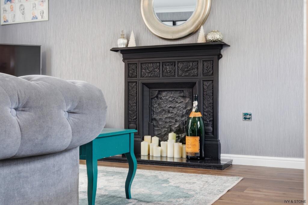 House in Uttlesford, Flitch Green - More