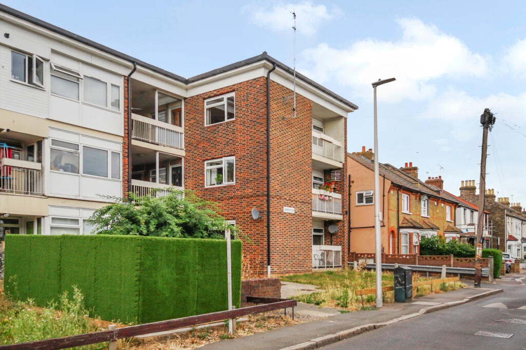 Main image of property: 64 Prospect Road, IG8