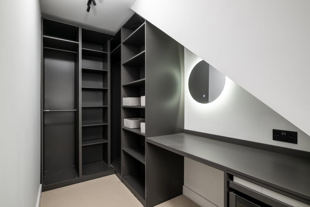 Additional image 26 of Park Rise Close, Harpenden, Hertfordshire, AL5 3AW