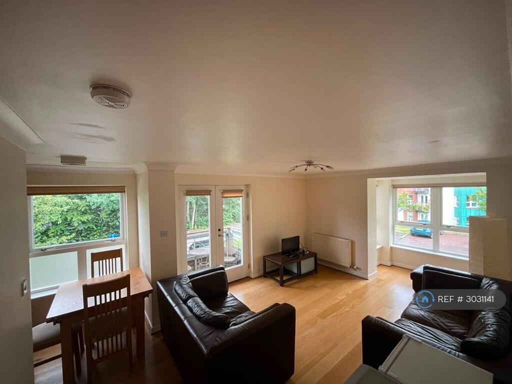 Main image of property: Strathblane Gardens, Glasgow, G13