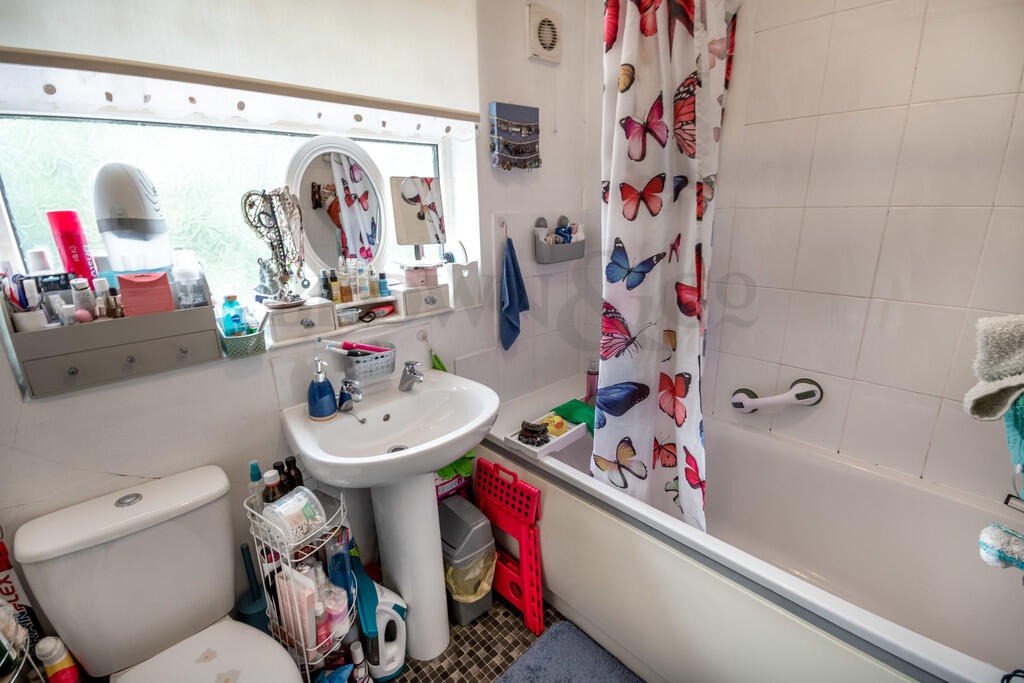 Apartment in Doncaster - More