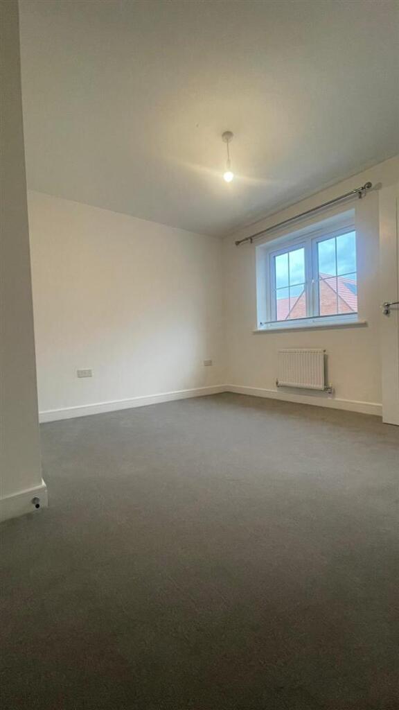 House in Tewkesbury, Innsworth - View 4