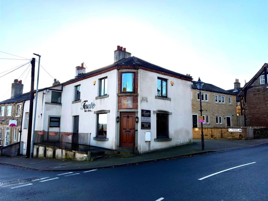 Main image of property: 1 Westgate, Almondbury, Huddersfield, HD5 8XF