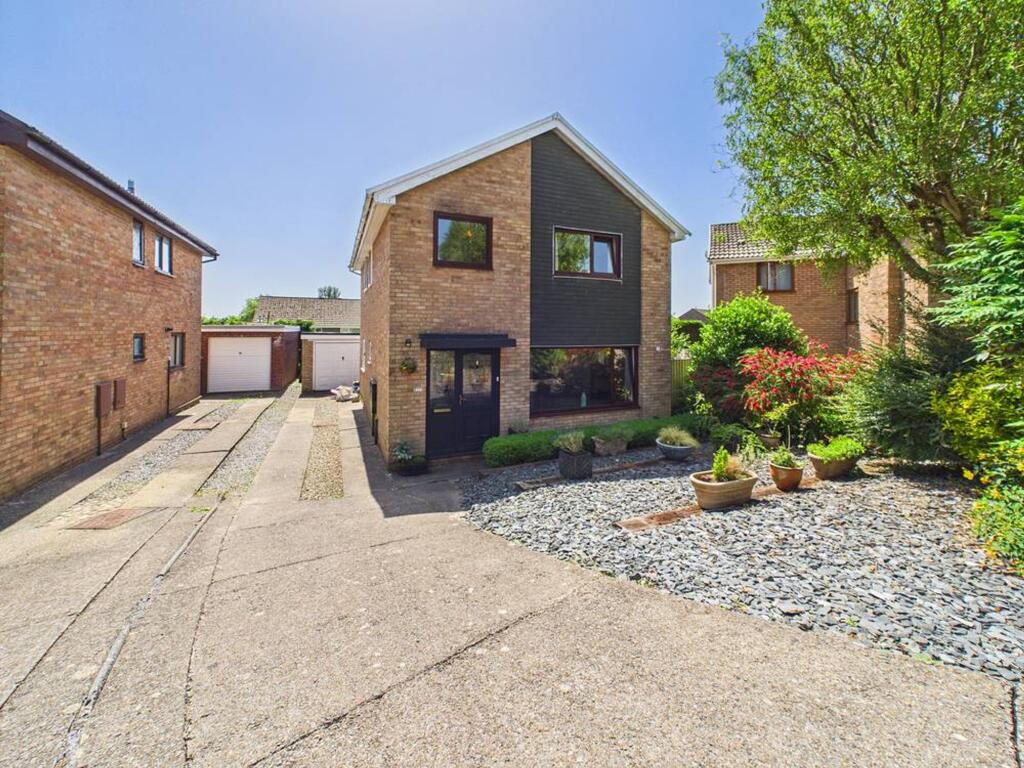 Main image of property: Llwyn-Y-Golomen, Cwmrhydyceirw, SA6