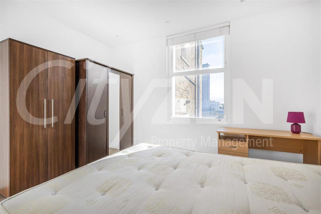 Apartment in London, Earl's Court - View 4