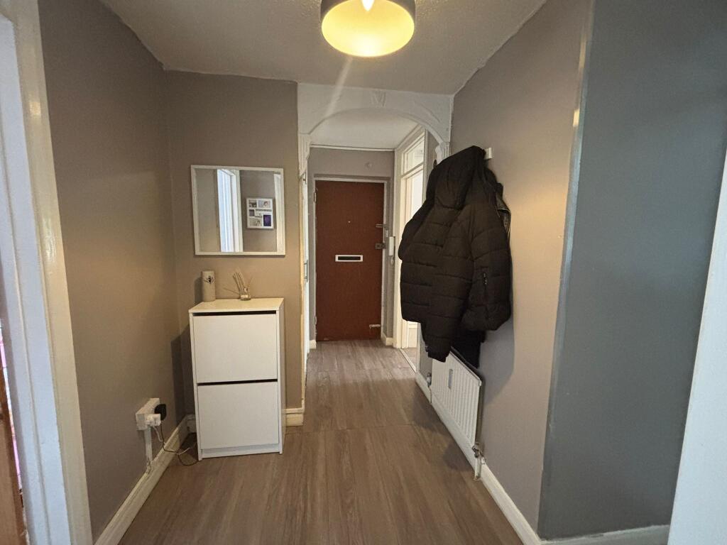 Apartment in Basingstoke and Deane, Basingstoke - View 4