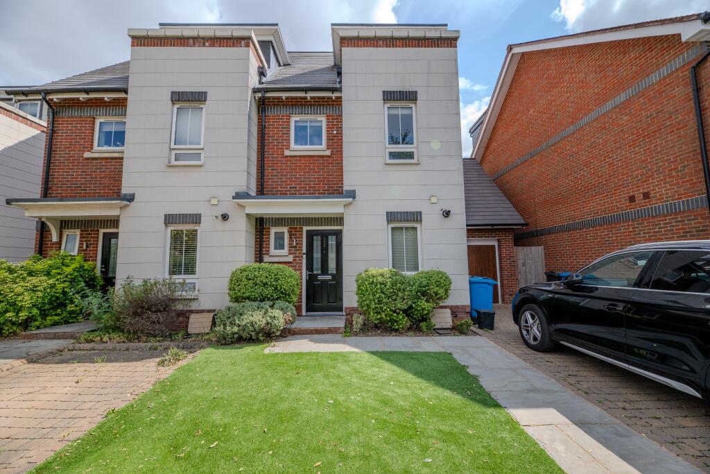 Main image of property: River Area, Maidenhead