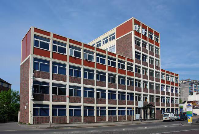 Main image of property: High Street, Edgware