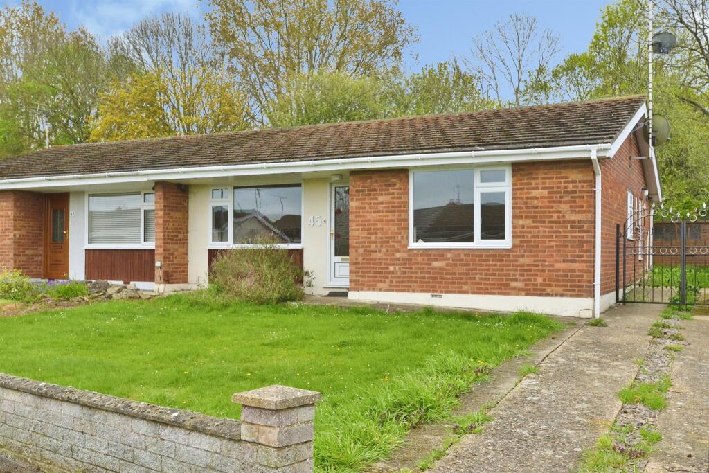 Main image of property: Milford Avenue, Stony Stratford, Milton Keynes