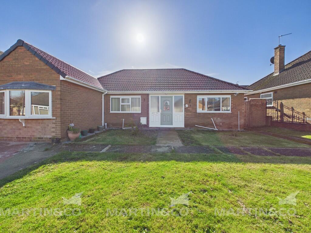 3-bed detached on Greenleafe Avenue , Wheatley Hills, £325,000