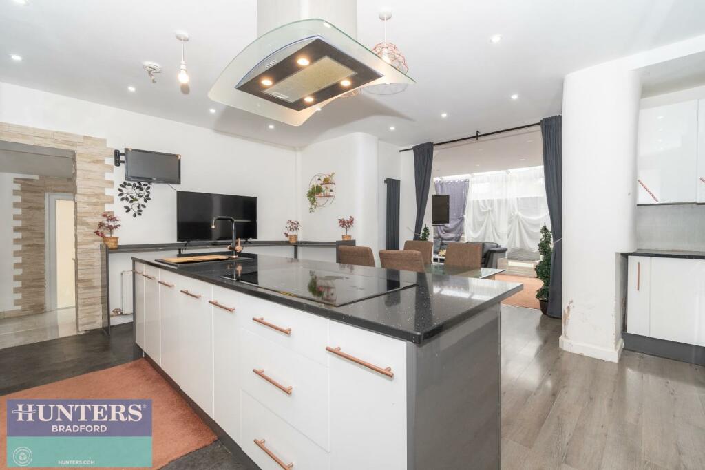 Additional image 2 of Woodview Terrace, Bradford, West Yorkshire, BD8 7AH