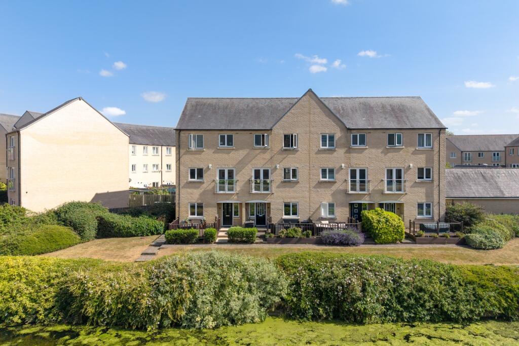 Main image of property: Skipper Way, Little Paxton, St. Neots, Cambridgeshire, PE19 6LQ