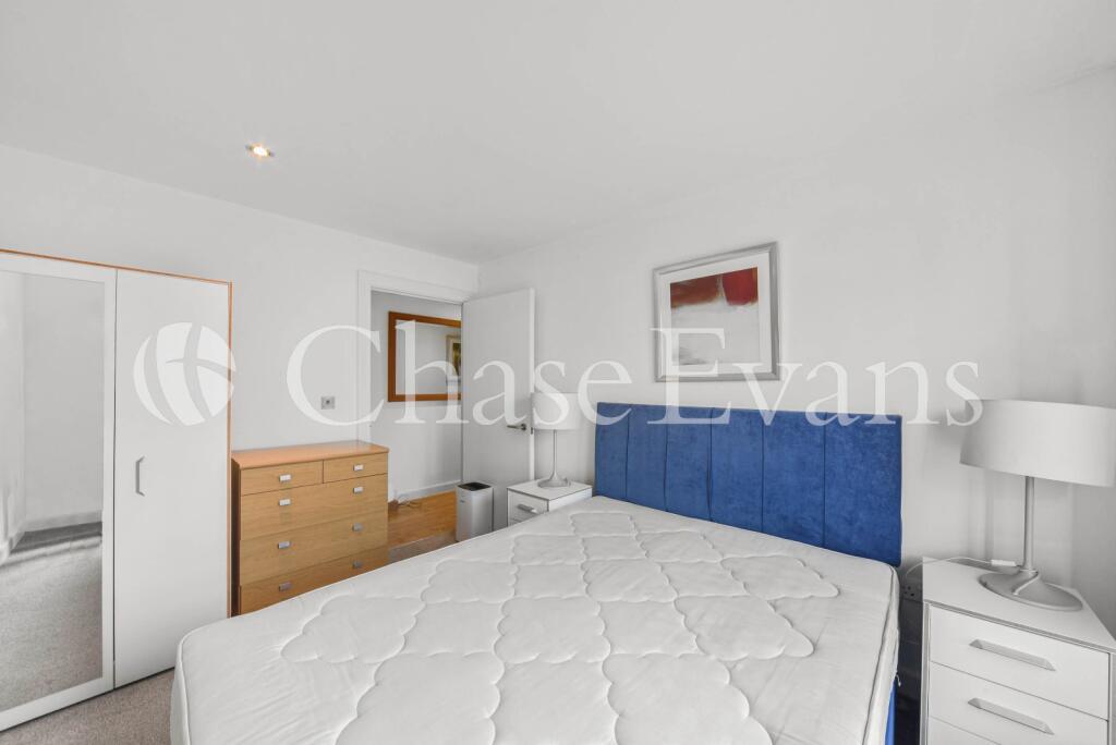 Apartment in London - More