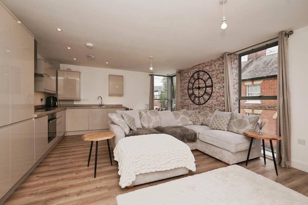 Main image of property: Dover Street, Canterbury, Kent, CT1