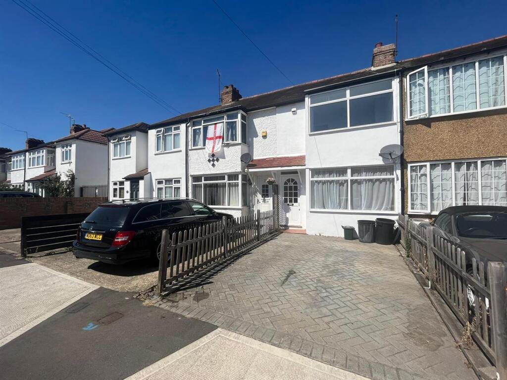 Main image of property: Oakleigh Road, Hillingdon, UB10