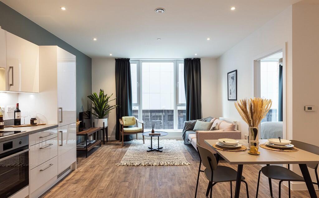 Main image of property: Apartment 217, The Almere, 353 Avebury Boulevard, Milton Keynes, Buckinghamshire, MK9