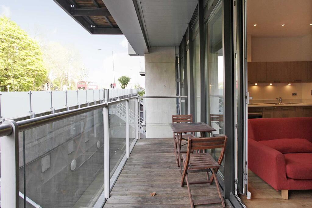 Apartment in London - View 3