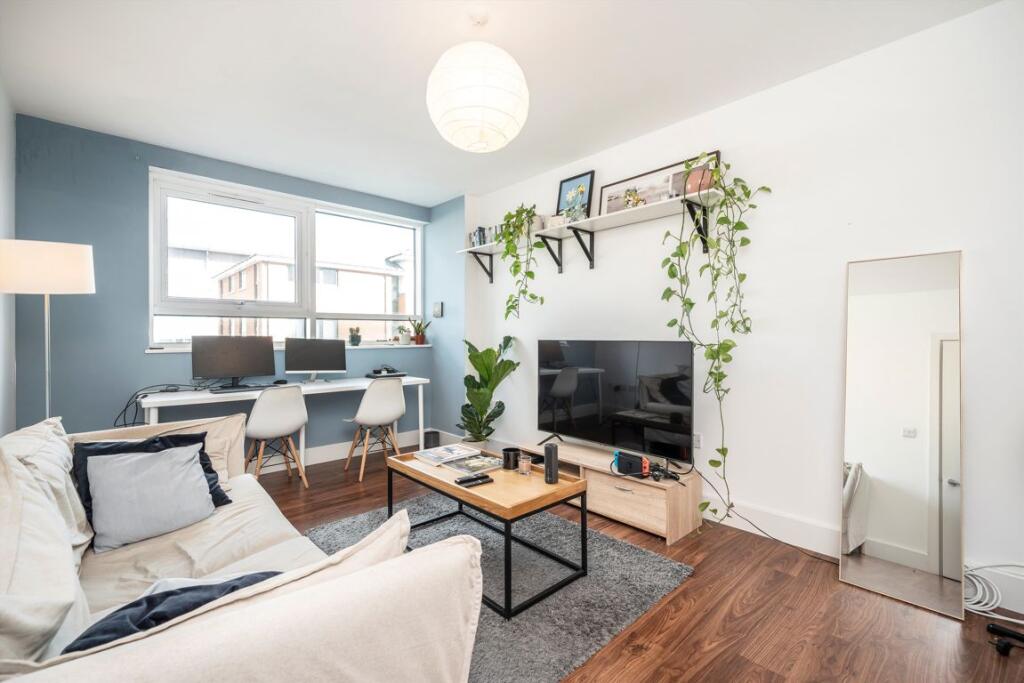Apartment in London, Hackney - View 5