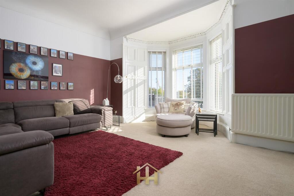 Apartment in Dundee - More