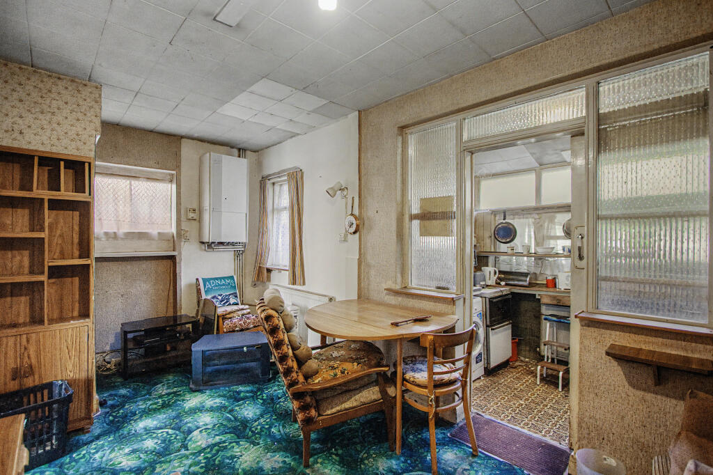 House in Enfield - More
