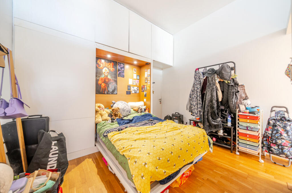 Apartment in Manchester - View 4