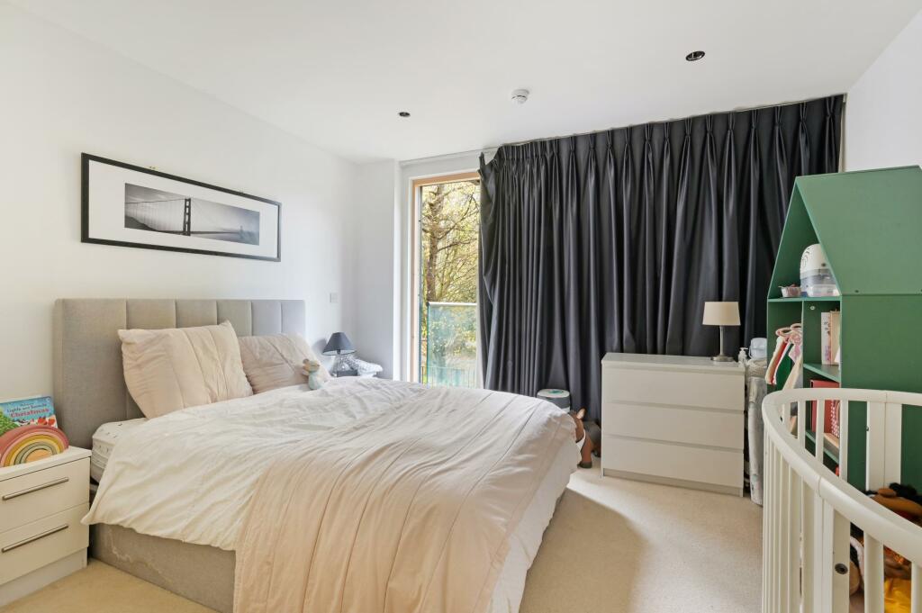 Apartment in London, St. George in the East, Wapping - View 5