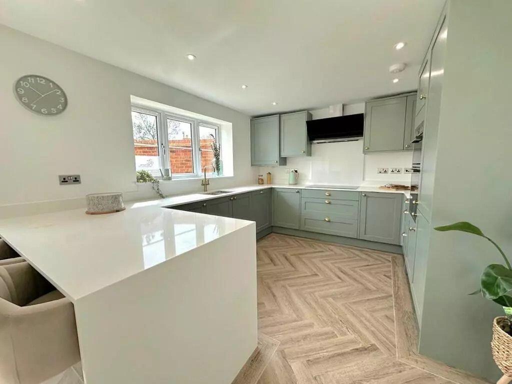 House in Irthlingborough, Crow Hill - View 3