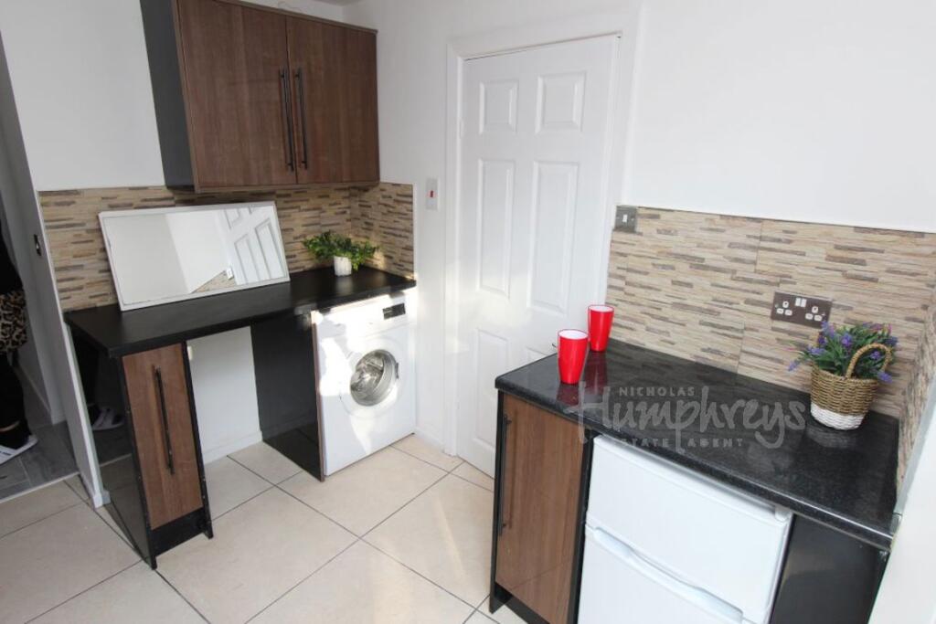 Apartment in Birmingham - View 4