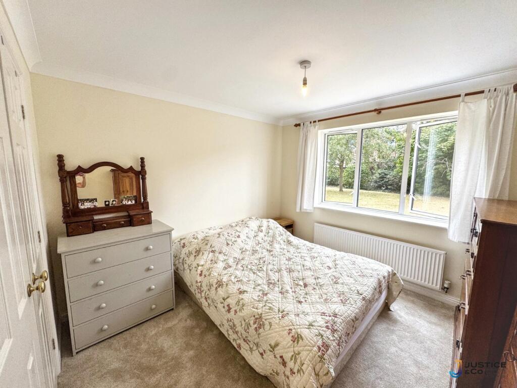 Apartment in Brighton - View 3