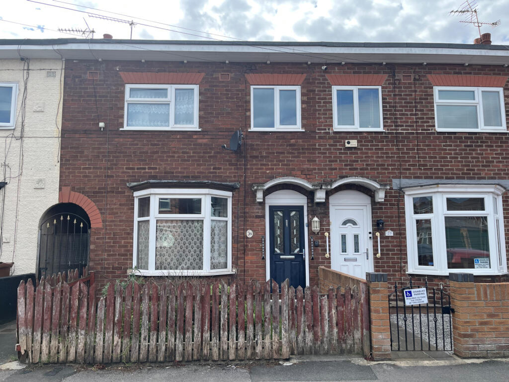 3-bed terraced on Ryde Avenue, Hull, £50,000