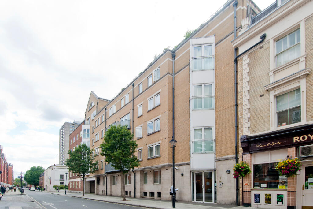 Apartment in London - View 3