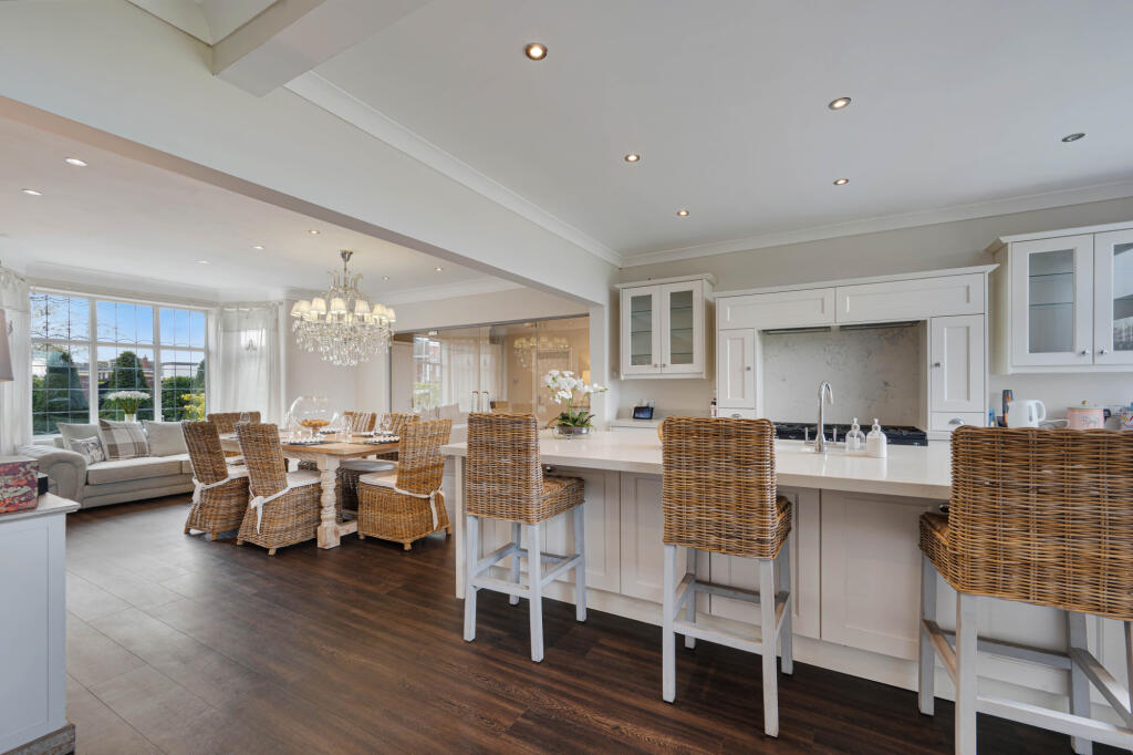 House in Preston - View 4