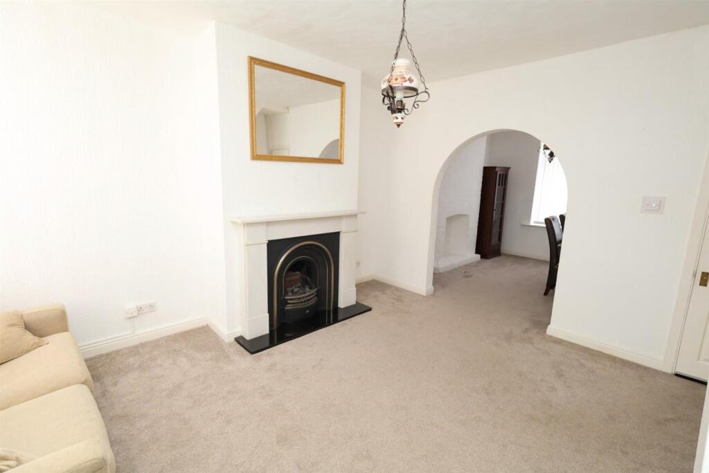 House in Salford, Greater Manchester - View 2