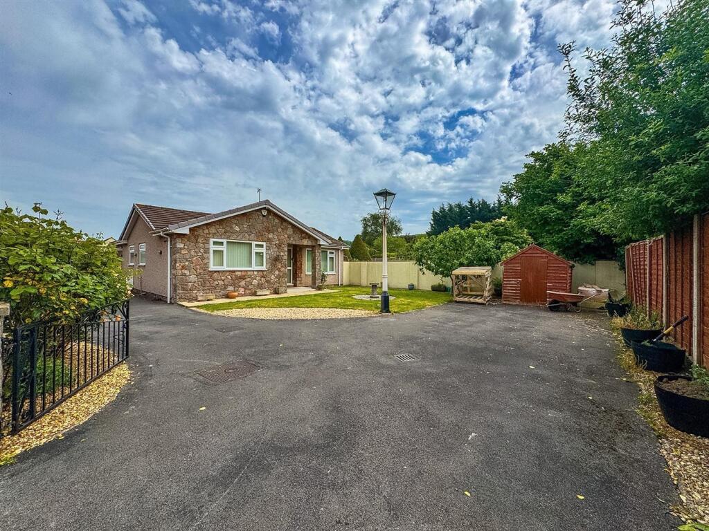 Main image of property: Palmers Way, Hutton, Weston-Super-Mare