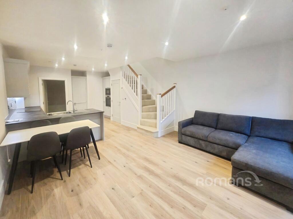 Main image of property: Lanesborough Street, Reading, Berkshire, RG2