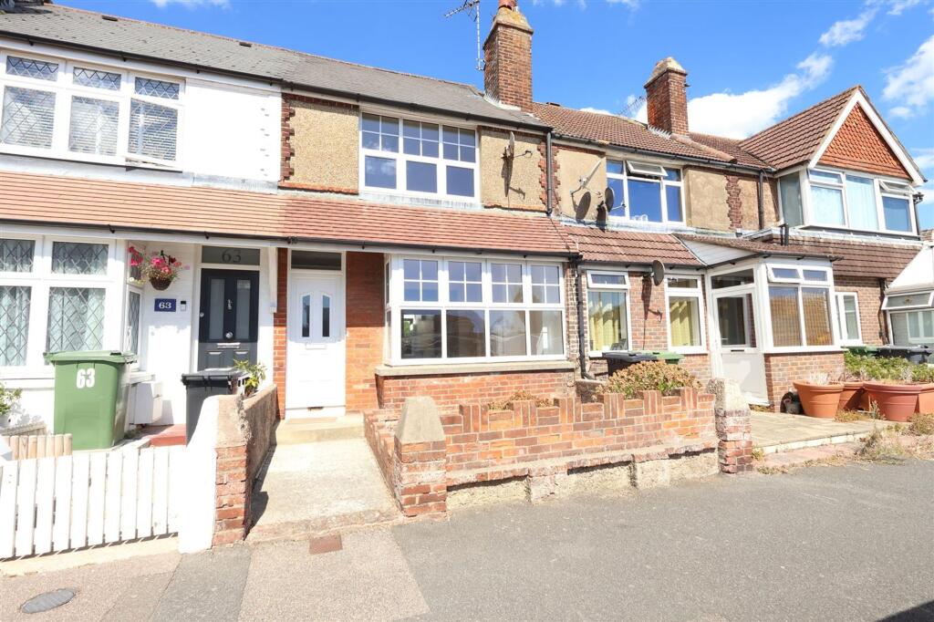 3-bed terraced on Station Road, Polegate, BN26, £260,000