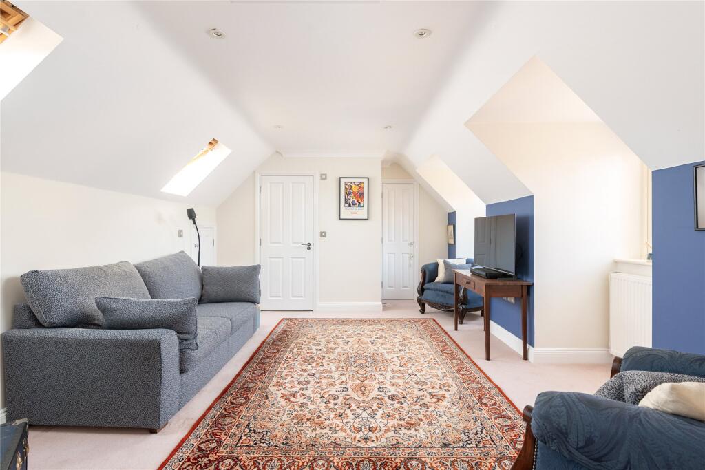 Cuckoo Hill Rise, Hanslope, Milton Keynes, Buckinghamshire, MK19 photo 4